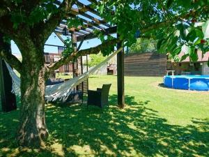 Maisons de vacances Maison de 2 chambres avec piscine partagee jardin amenage et wifi a Charmes : photos des chambres