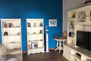 Seafront Villa in Cefalù with Private Jacuzzi