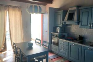 Seafront Villa in Cefalù with Private Jacuzzi
