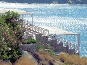 Apartment with one bedroom in Ormos Kardianis with wonderful sea view furnished terrace an Tinos Greece