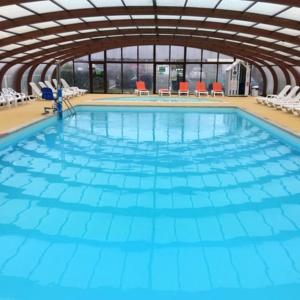 Maisons de vacances Bungalow de 3 chambres avec piscine partagee jardin amenage et wifi a Onzain : photos des chambres