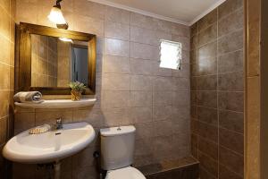 Kasteli Studios & Apartments