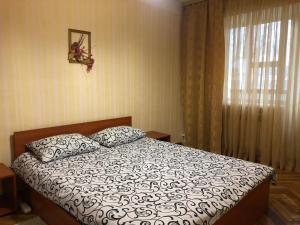 Kyiv Apartment on Peremohy Avenue 16 daily rent