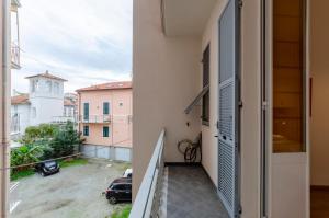 JOIVY Apt for 4, metres from beach, in Sestri Levante