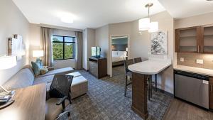 Staybridge Suites - Naples - Marco Island by IHG