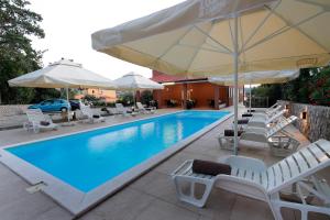 Pension Riviera-Šilo