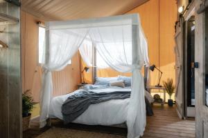 Castlemaine Gardens Luxury Safari Tents