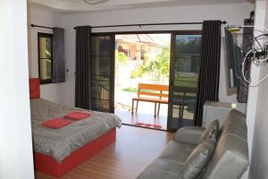 Naluemon Village FH 1