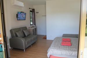 Naluemon Village FH 1