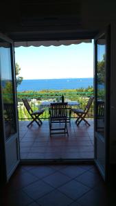 Two-Bedroom Apartment with Sea View and Terrace room in Apartments Diana