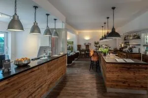 Beach Hotel California - Fargau-Pratjau