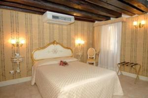 Small Double Room room in Residenza Hotel San Maurizio