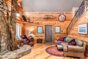 Iron Mountain Lodge - Beautiful Cabin With Forest & Mountain Views! - Hampton