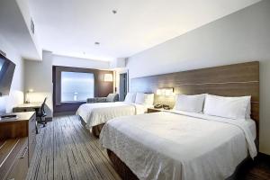 Holiday Inn Express Airport Calgary by IHG