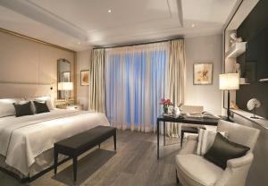 Deluxe Double or Twin Room room in Palazzo Parigi Hotel & Grand Spa - LHW