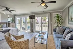 Walk to Surfside Beach Studio with Covered Balcony - Surfside Beach
