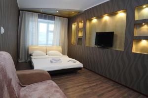 Three-Bedroom Apartment room in 3к BiG APARTMENTS Широтная165