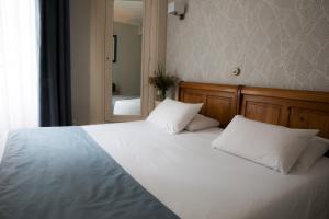 Hotels Cit'Hotel Le Plantagenet : photos des chambres