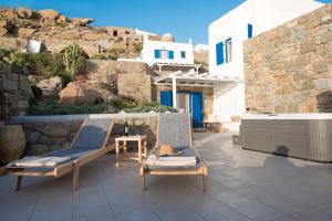 Gorgeous Studio In Cycladic Architecture Overlooking The Aegean Myconos Greece