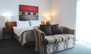 Heritage Cairns Hotel
