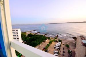 Luis del Mar - Edificio Nuevo Conquistador