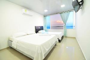 Luis del Mar - Edificio Nuevo Conquistador