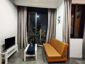 Ava Empire Damansara FRESH Room Everything Young