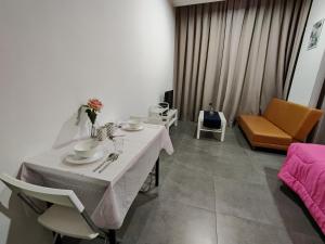 Ava Empire Damansara FRESH Room Everything Young