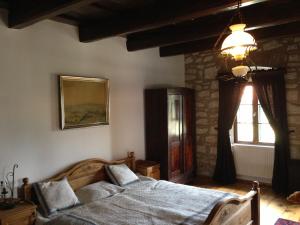 Two-Bedroom Apartment room in Cziróka Vendégház