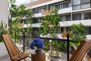 Townhouse, Zama, 3 Levels PH+Private Rooftop, Pool
