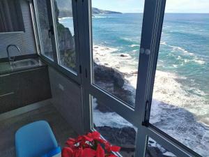 Lavagalerie Meeresblick 1 Reihe