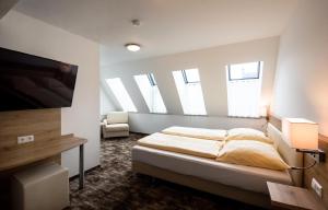 Deluxe Double Room room in Sternplatz-Hotel