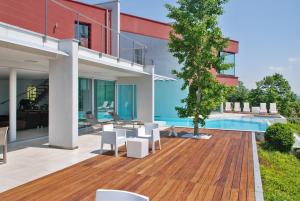 Villas Villa de 4 chambres avec piscine privee jacuzzi et jardin amenage a Saint Desirat : photos des chambres