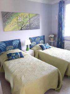 Maisons de vacances Maison chaleureuse a Orange avec piscine privee : photos des chambres