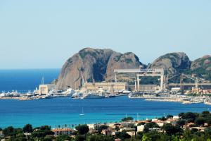 Appartements Appartement lumineux a La Ciotat, 50 m², avec vue sur la ville : photos des chambres