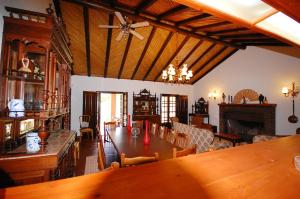 Rustic Villa Tavira with Mountain Views and Pool