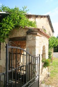 Maisons de vacances Maison de 2 chambres avec piscine partagee spa et jardin amenage a Saint Front de Pradoux : photos des chambres