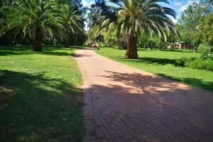 Rural feeling Self Catering Next door to Sandton