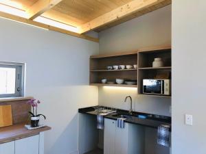 Palm and Pine Cottage