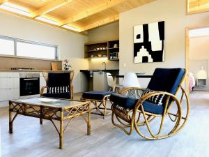 Palm and Pine Cottage