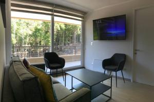 Camino al volcán vista al bosque