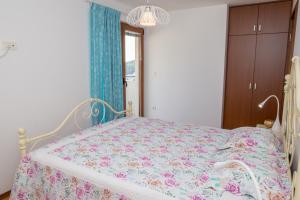 Apartment Elena Petrovac