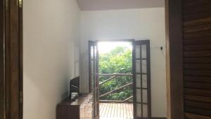 Casa Mar e Montanha 2, deck com vista para o mar