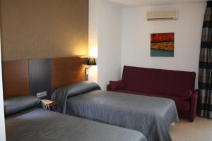 Triple Room room in Hotel Regio Cádiz