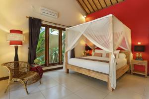 Villa Agni - BEST location! 3BR villa at the heart of Seminyak