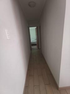 Departamento 3 dormitorios sector sur piso bajo