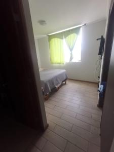 Departamento 3 dormitorios sector sur piso bajo