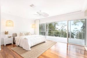 Bask at Green Point - Between the ocean & the lake