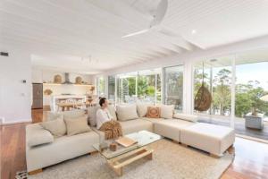 Bask at Green Point - Between the ocean & the lake