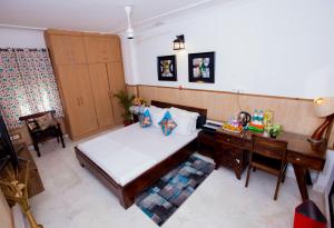 House of Comfort , Noida - Premium Stay With Kitchen Access